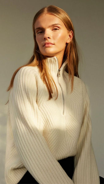 SOFIE SCHNOOR SWEATER SNOS416 WHITE