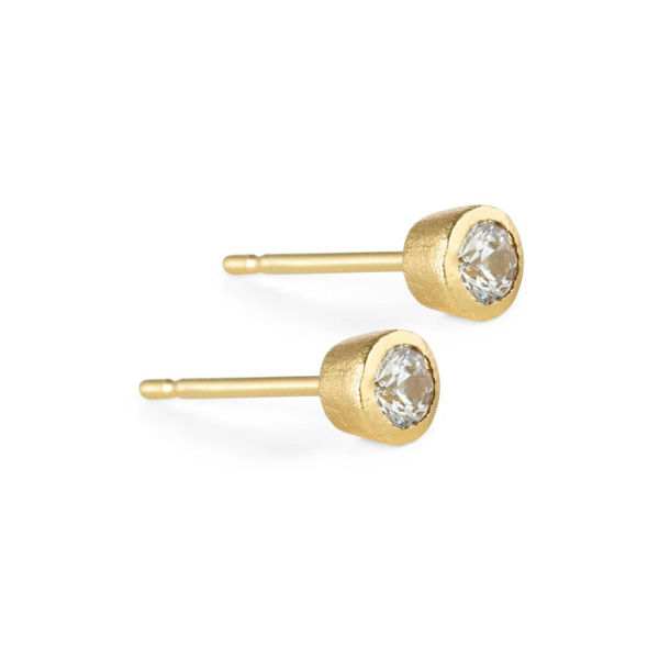 PURE BY NAT ØRERING M. ZIRCON 4 MM. GULD